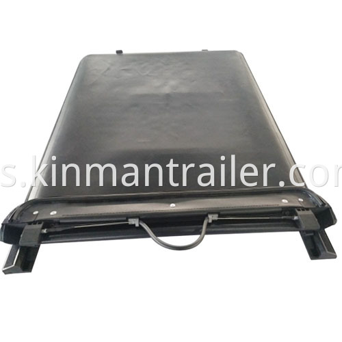 truck tonneau cover roll up